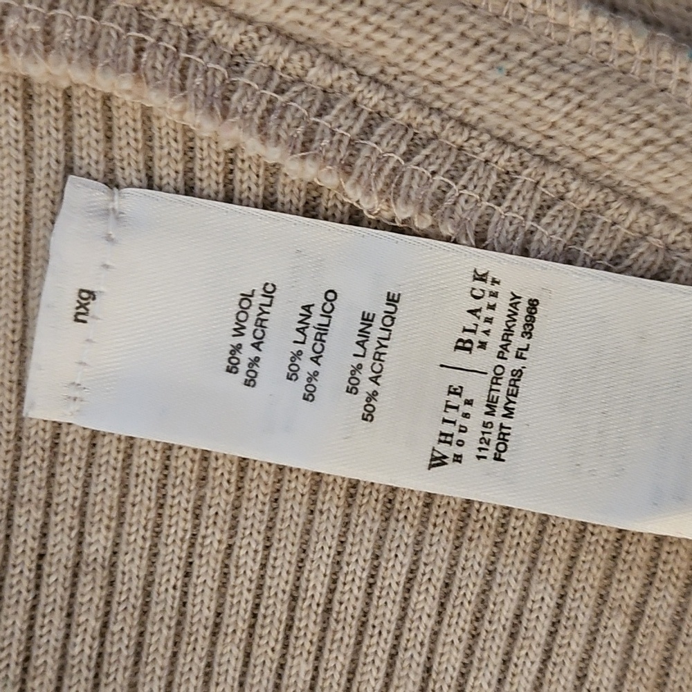 Chic Beige Cardigan with Button Accents - Picture 8 of 12